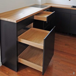 Auszüge und Schubkästen